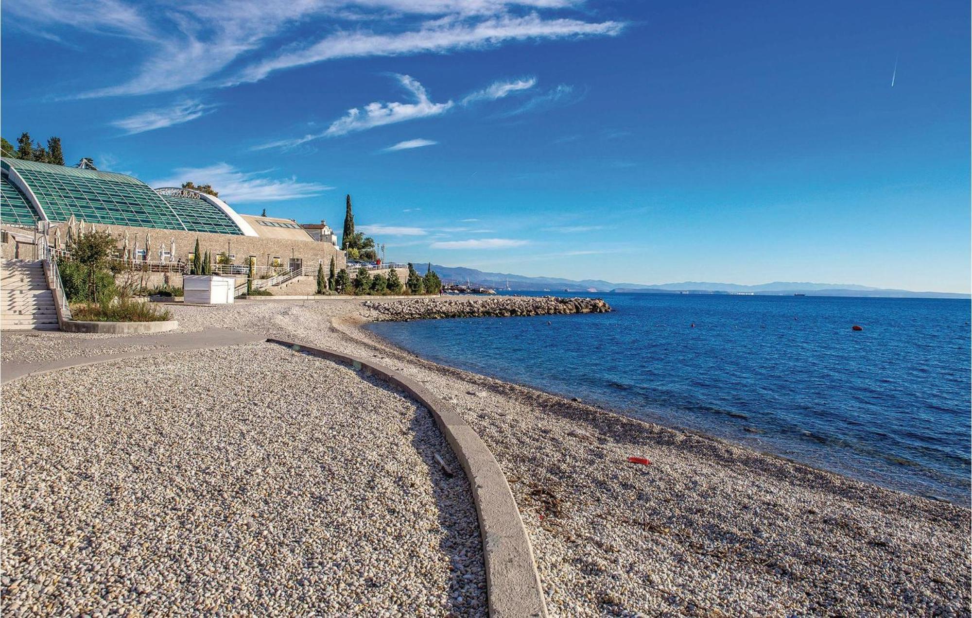 Lovely Apartment In Rijeka With House Sea View Экстерьер фото